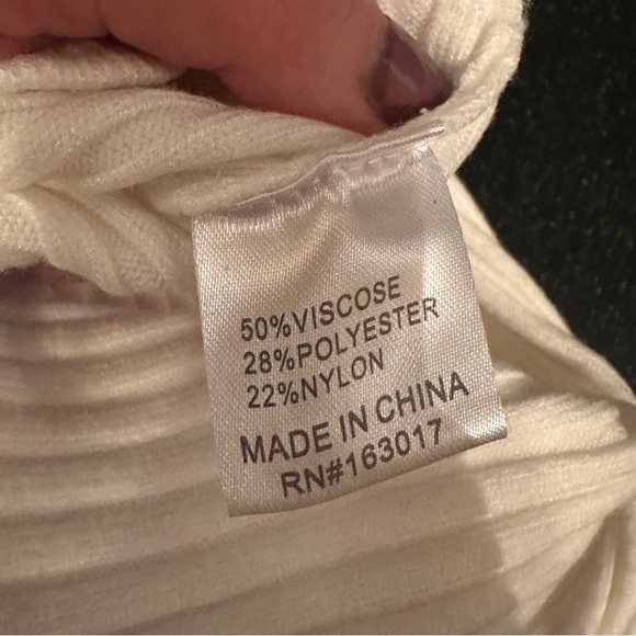 Princess Polly Cream Ribbed Knit Cropped Sweater - Picture 3 of 6